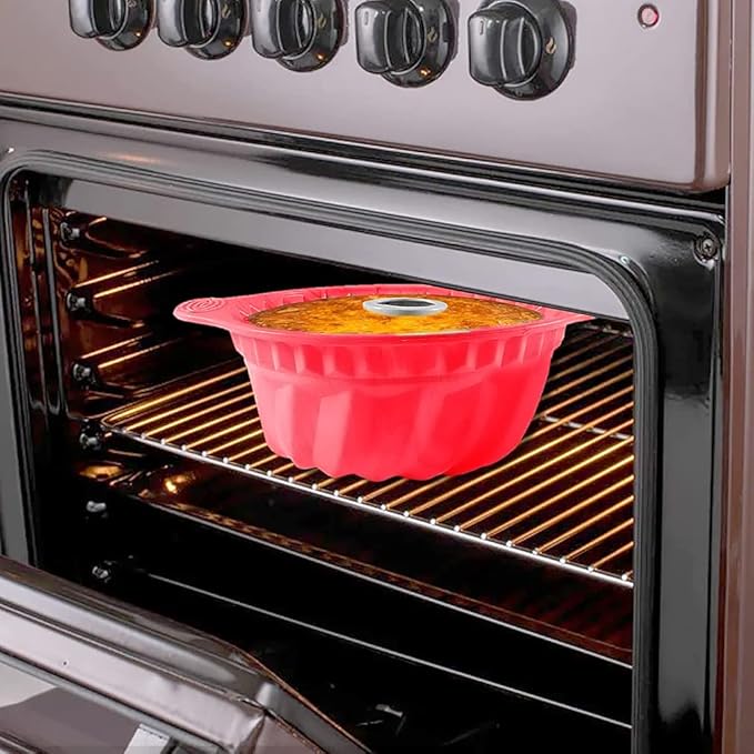 Kenond 9.5 Inch Silicone Cake Pans, Non-stick Fluted Cake Pan with Sturdy Handle, Cake Baking Molds, Perfect Bakeware for Cake, Jello, Gelatin, Bread, Para Gelatinas (Red)