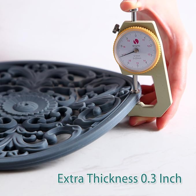Extra Thick Silicone Trivet Mat for Hot Dishes, Hot Pots and Pans, Pot Holder, Hot Pad to Portect Your Table and Countertop, Kitchen Decor and Accessories,Beige,Set of 3
