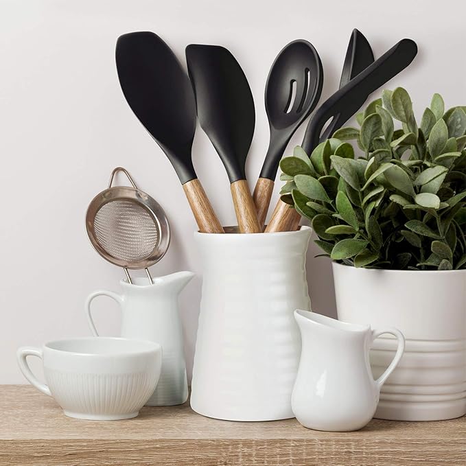 Kitchen Utensils Set, Silicone Cooking Utensils Set,Non-Stick Silicone Spatula Set with Natural Acacia Hard Wood Handle, 5 Piece, Upgraded Thickened Cookware