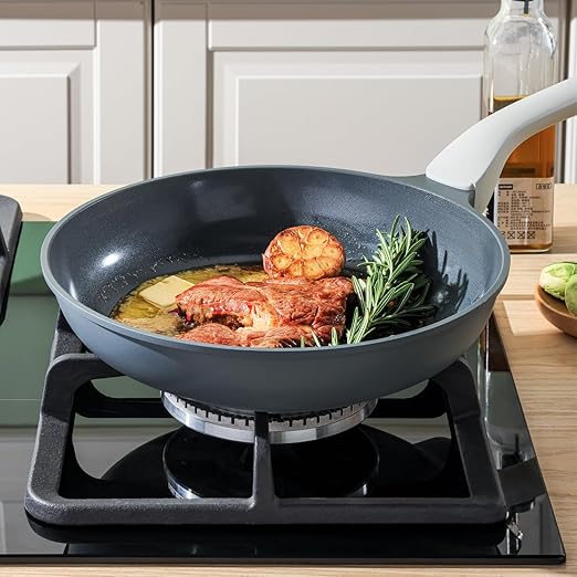 PRICUSIS Nonstick Ceramic Frying Pan, Skillet with Stay Cool Handle, Egg & Omelet & Chef's Pan, Induction Compatible & Oven Safe, Dishwasher Safe, PTFE PFAS & PFOA Free (8+12 Inch)