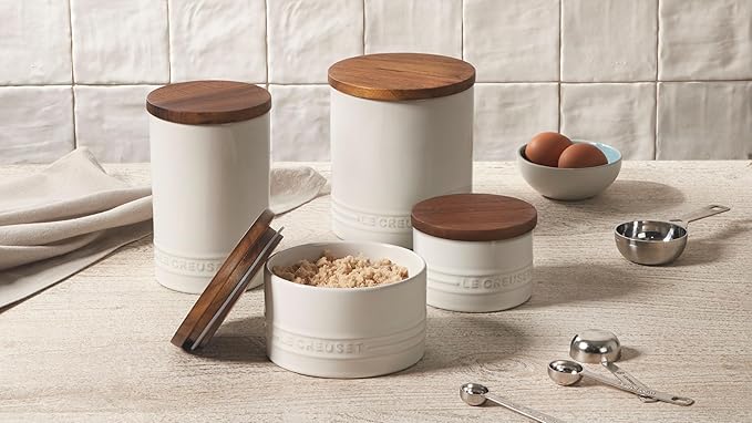 Le Creuset Signature Salt Cellar and Storage Canister with Wood Lid, 16 oz., Sea Salt