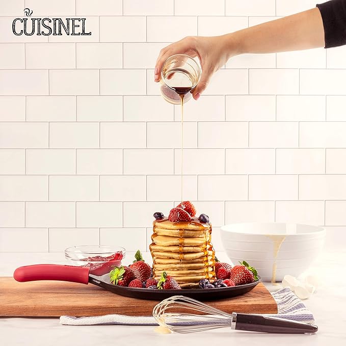 Cuisinel Cast Iron Round Griddle - 10.5" Crepe Maker Pan + Silicone Handle Cover - Pre-Seasoned Comal for Tortillas Flat Skillet - Dosa Tawa Roti Grill - Use: Oven, Stove, BBQ, Fire, Smoker, Induction