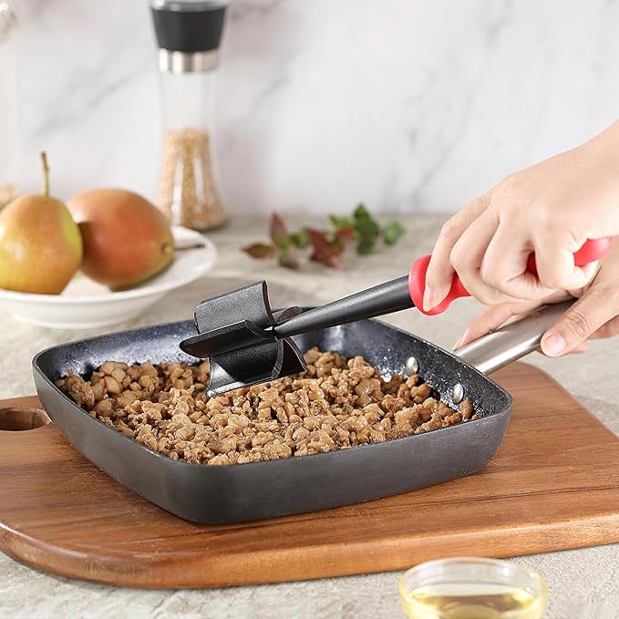 Meat Chopper, MONGSEW Heat Resistant Masher and Smasher for Meat and Hamburger, Ground Beef Smasher, Nylon Meat Spatula Chopper, Mix and Chop Kitchen Tool (Unique Double Colors)